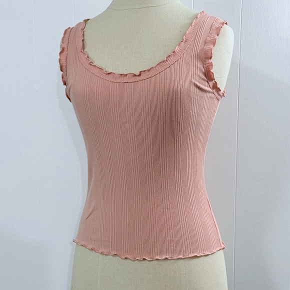 Vylette | Pink Ruffled Edge Tank - Picture 2 of 10